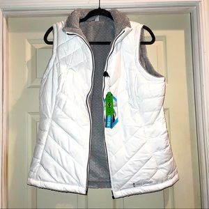 NWT Quilted Puffer Vest white (REVERSIBLE)